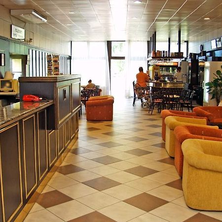 Hotel Magistern Siófok Eksteriør billede