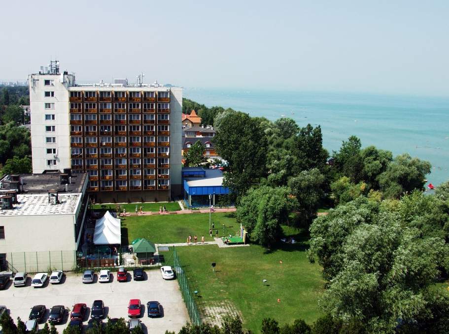 Hotel Magistern Siófok Eksteriør billede